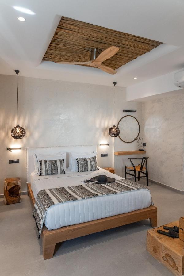Almyra Oia Suites Экстерьер фото